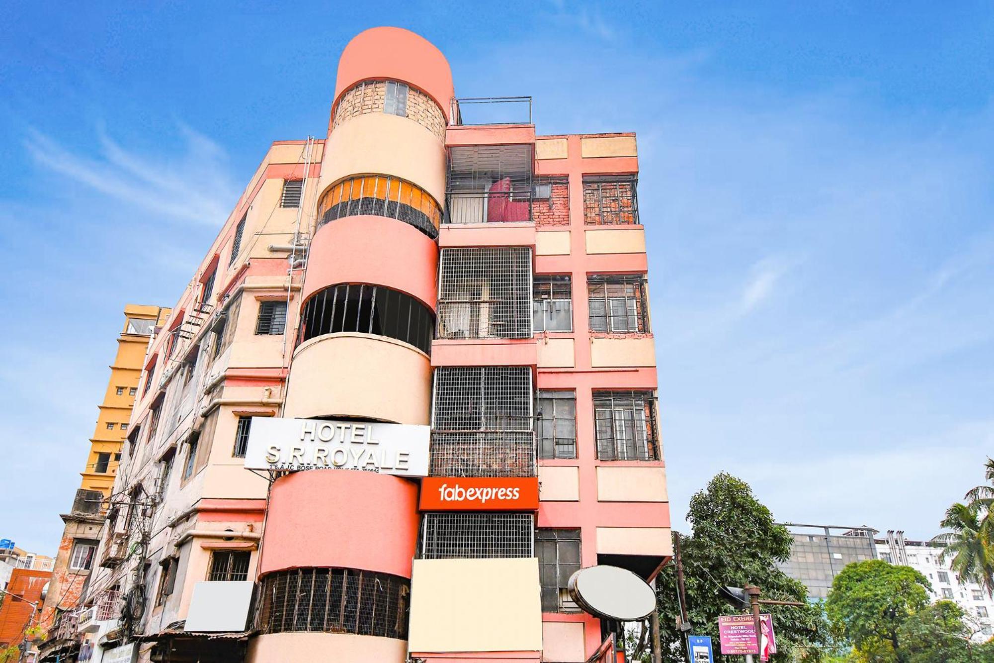 ホテル Fabexpress Sr Royale - Nr Sealdah Station コルカタ エクステリア 写真